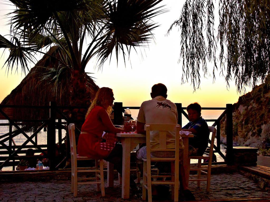 Alkoçlar Adakule Hotel Kuşadası Dış mekan fotoğraf
